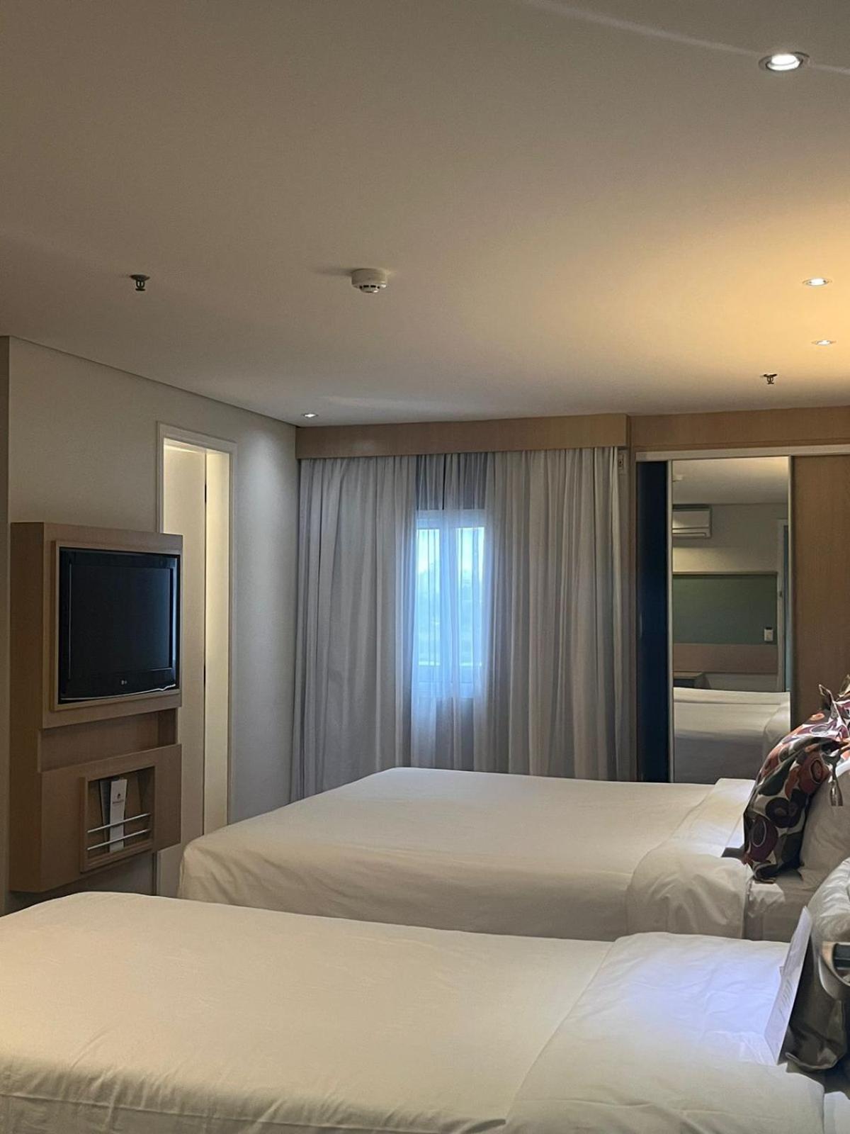 Mercure Sao Paulo Nacoes Unidas Bagian luar foto